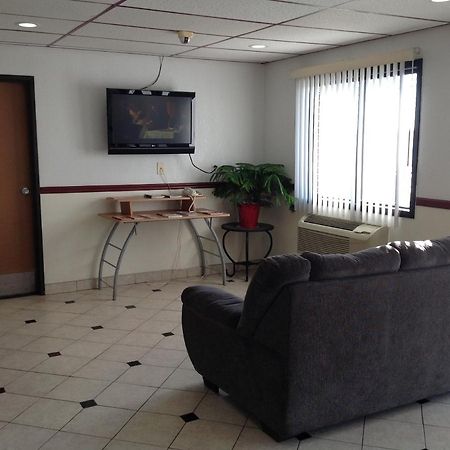 Super 8 By Wyndham Winchester Va Exterior foto
