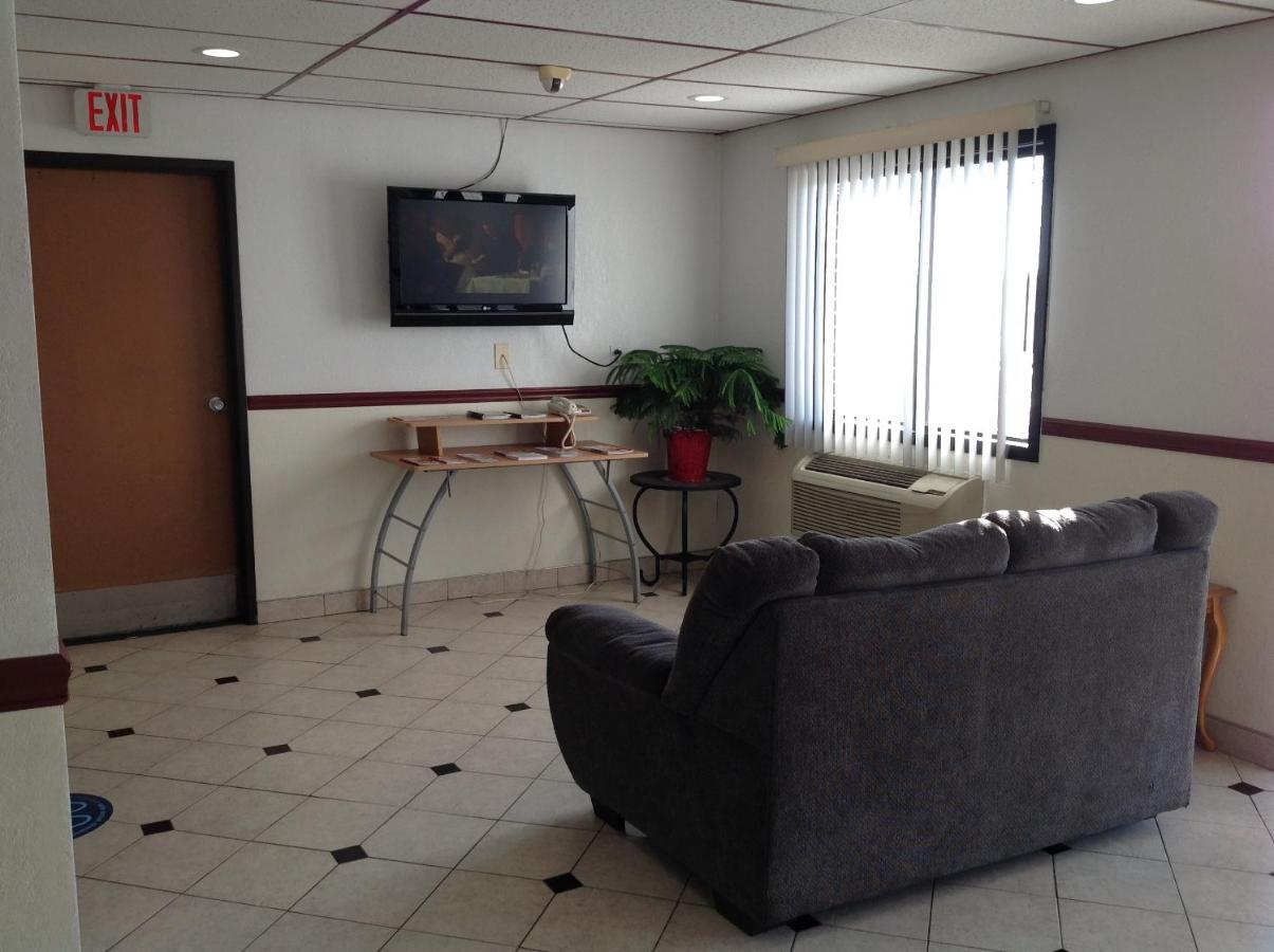 Super 8 By Wyndham Winchester Va Exterior foto
